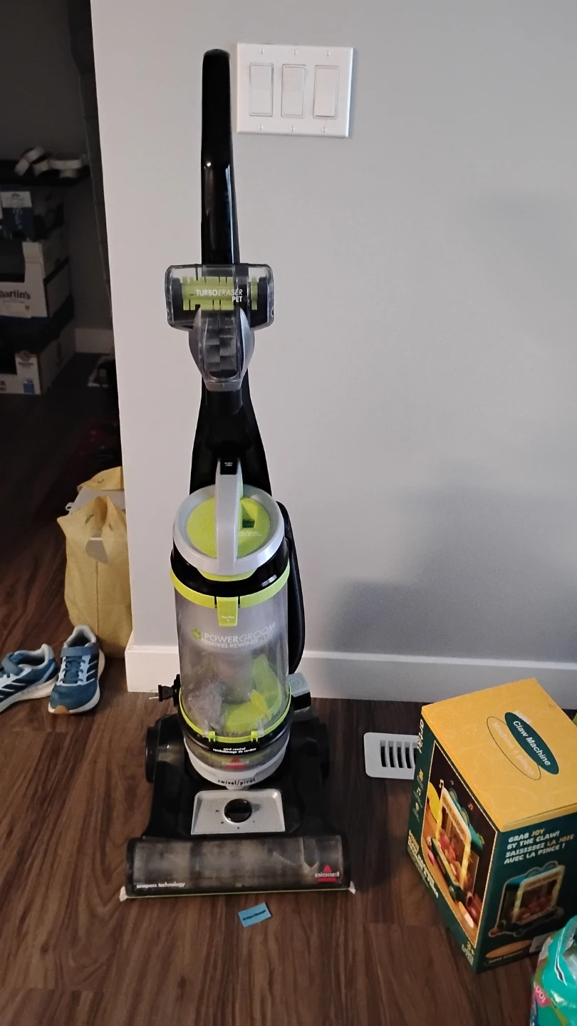 Bissell PowerGroom Vacuum Cleaner