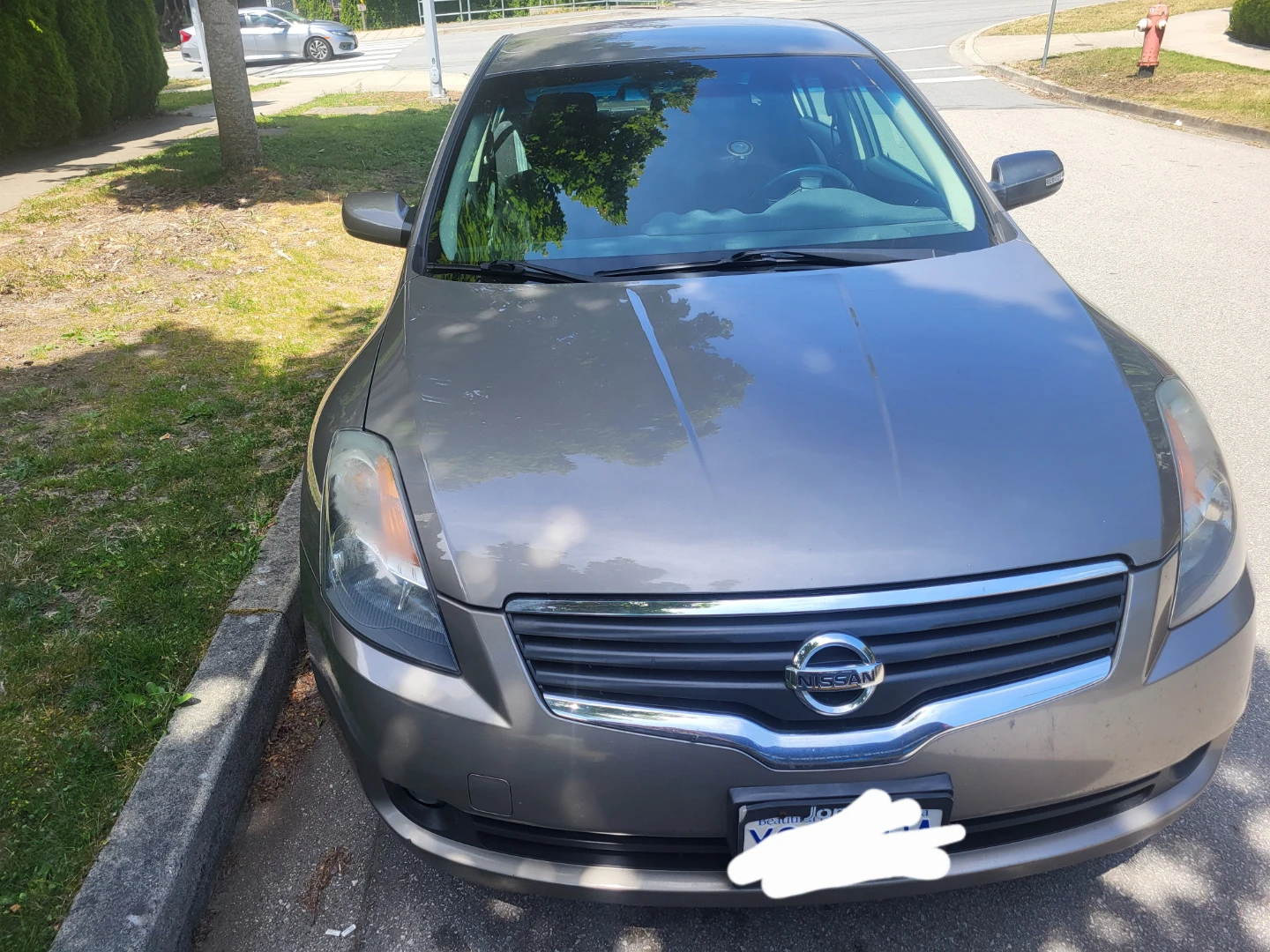 Car - photo 2