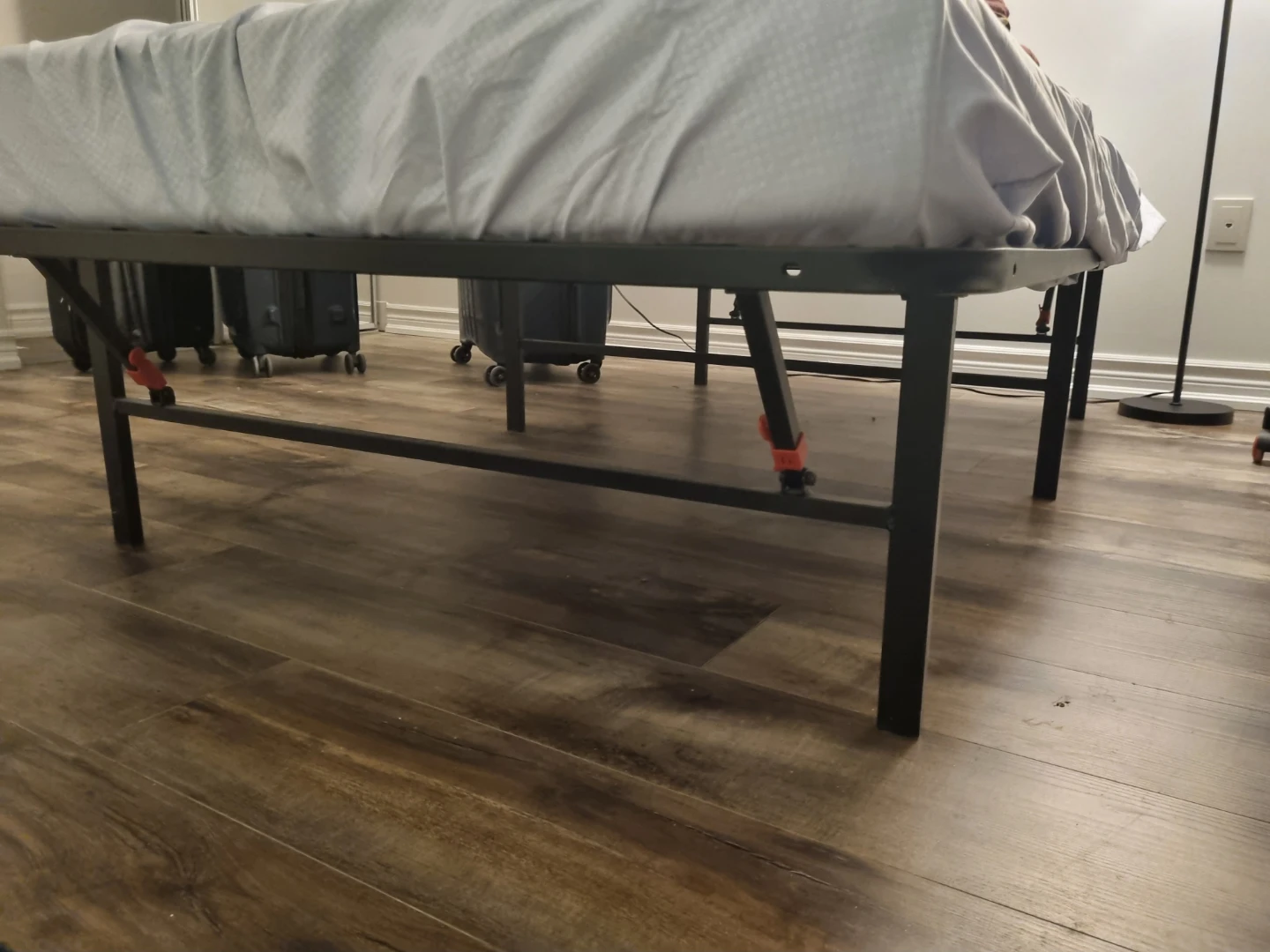 Metal bed frame - Single - photo 2