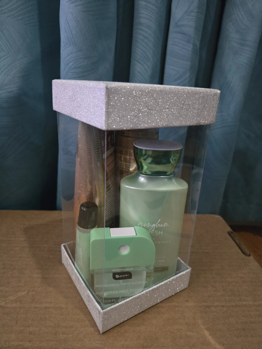 Bath & Body Works Touch of Gold Gift Set - photo 2