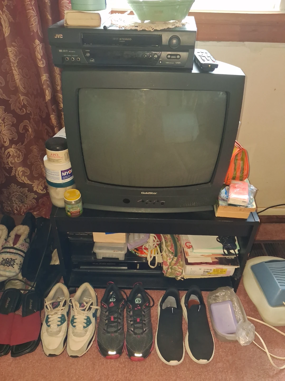 GoldStar CRT Television with JVC VCR Combo