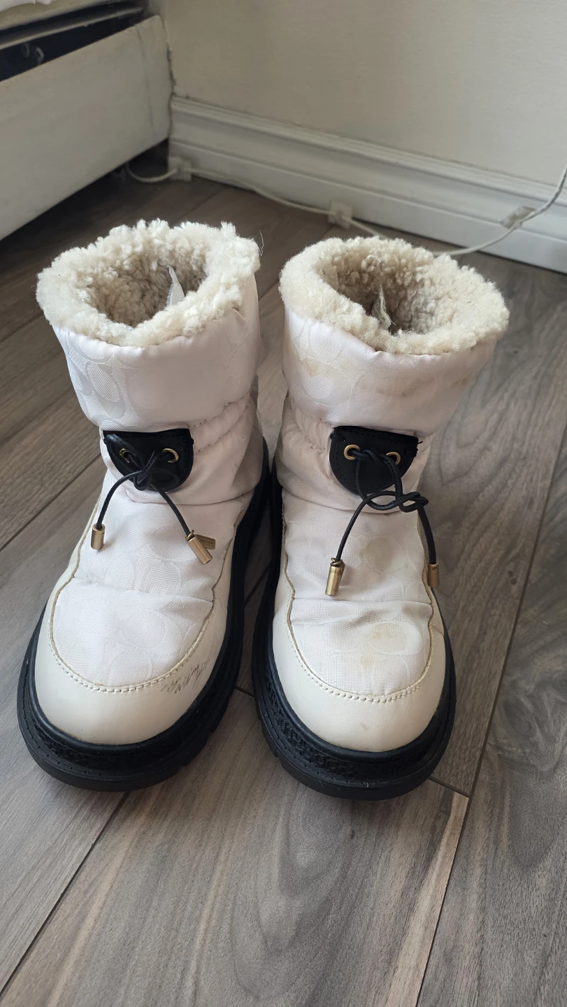 Coach Women's Winter Boots - Size 8 - Good Condition