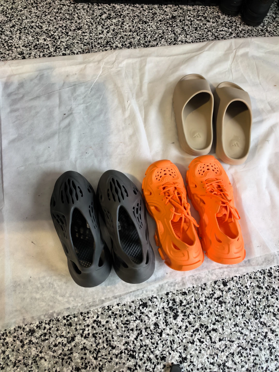 Adidas Yeezy Foam Runner 'Sand' & 'Orange'