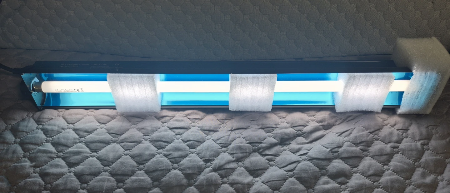 GlowUp Reptile Terrarium Lamp 24W 22" - photo 5