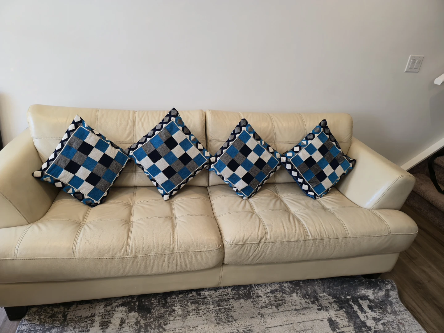 Sofa Set