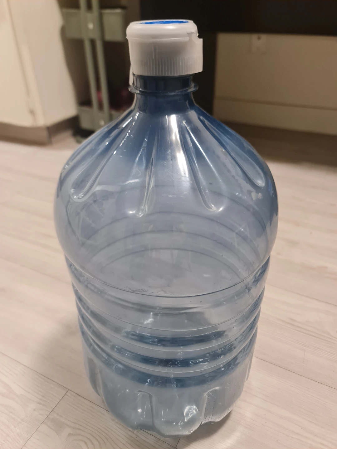 Delivery 5-Gallon Water Bottle Refills & Weekly Home  💧