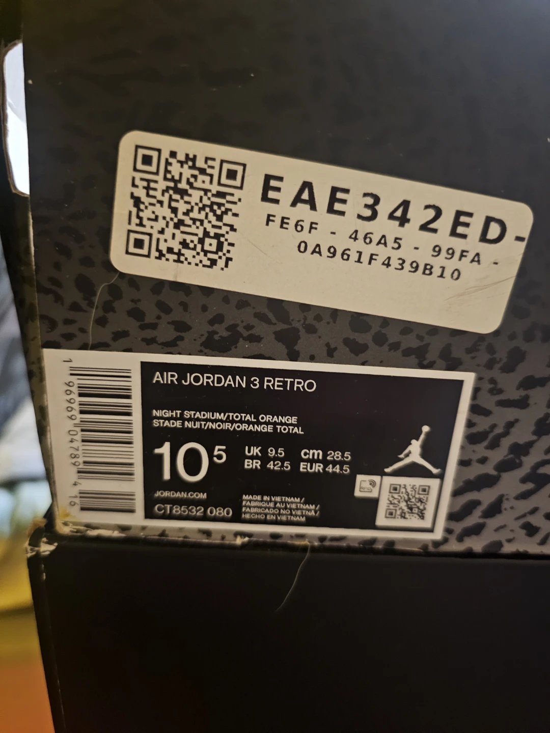 Air Jordan 3 Retro Sneakers - photo 2