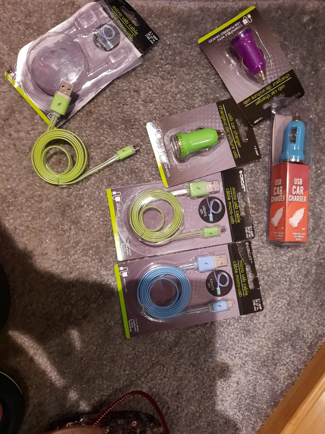 Lot of 6 light up USB Cable cords & car chargers
