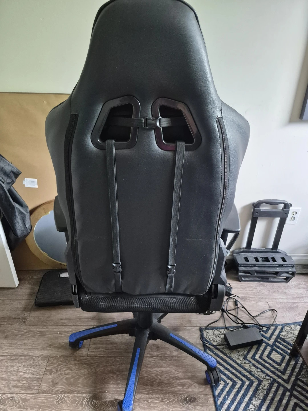 EMERGE Gaming Chair - Black & Blue - photo 3