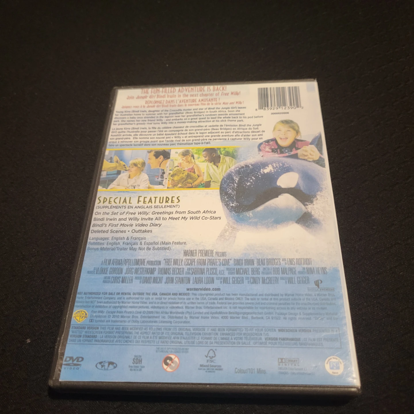 Free Willy: Escape from Pirate's Cove DVD - photo 2