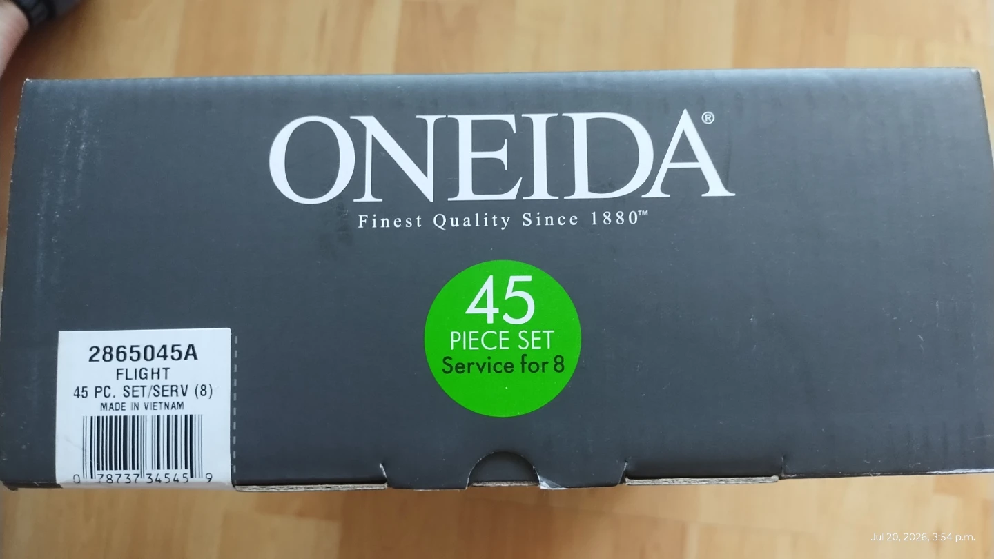 Oneida Flight 45-Piece Stainless Steel Flatware Set for 8 - photo 4