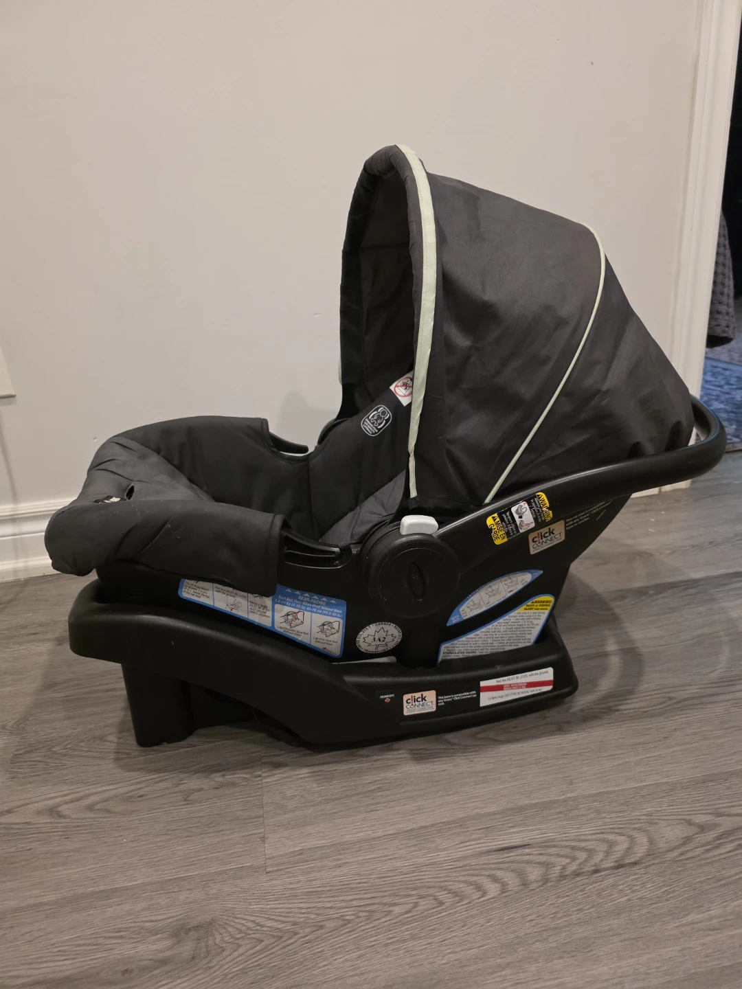 Evenflo Embrace 35 Infant Car Seat with Base