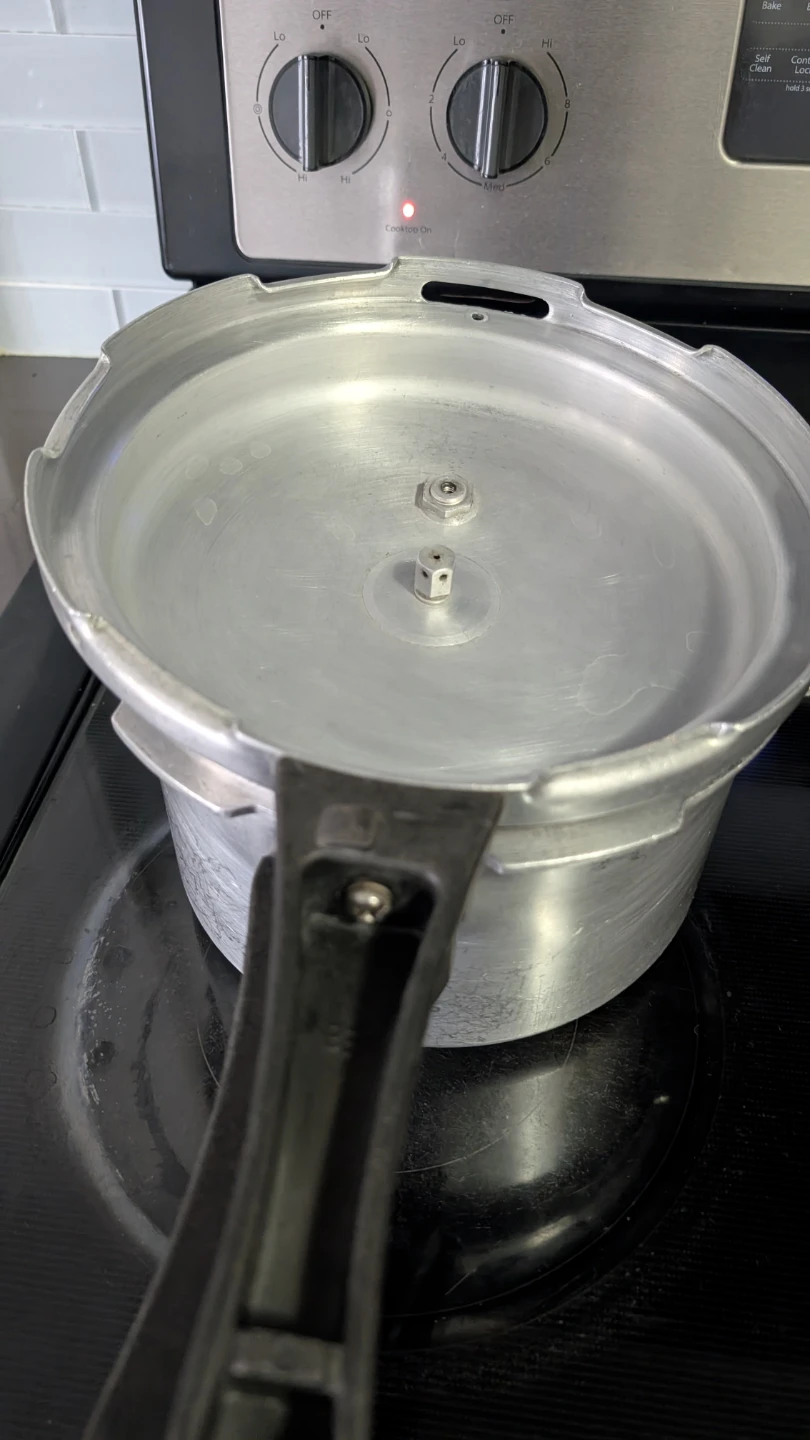 5.0 litre Aluminum Pressure Cooker - photo 2