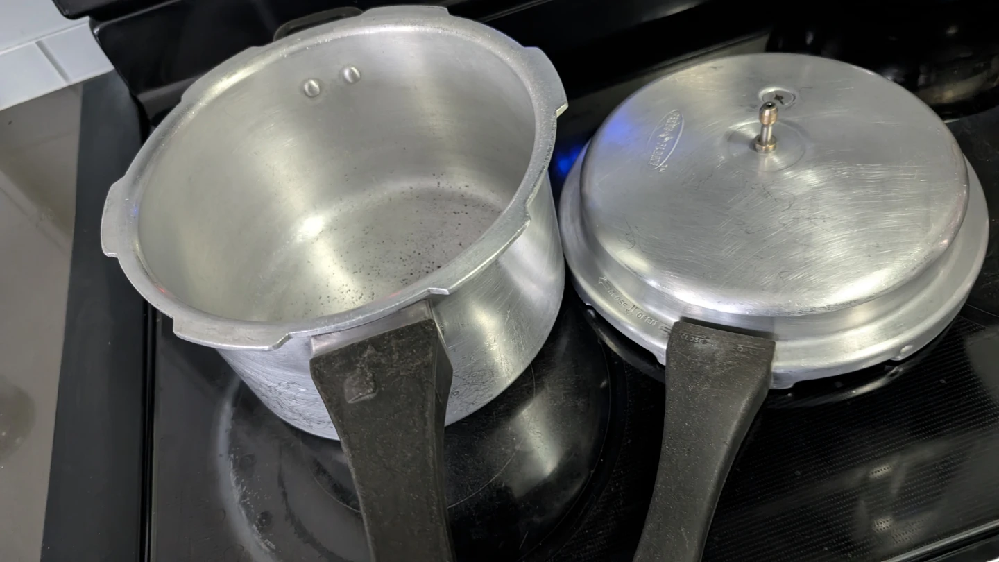 5.0 litre Aluminum Pressure Cooker - photo 4