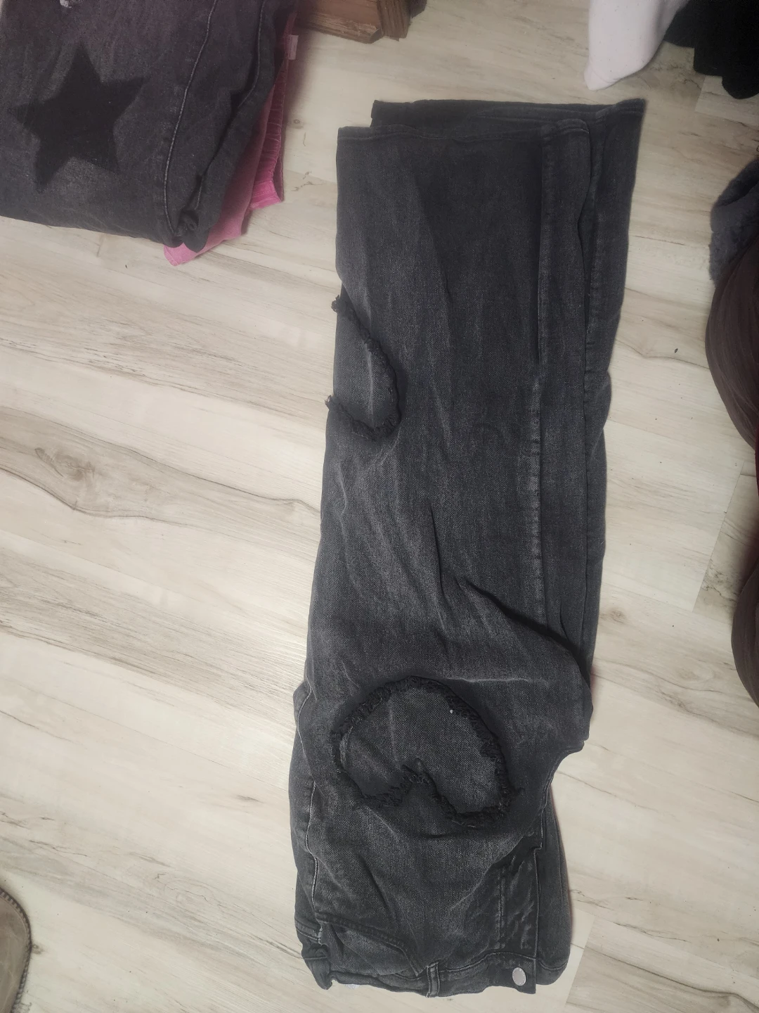 Black Denim Jeans with Heart Appliques - photo 2