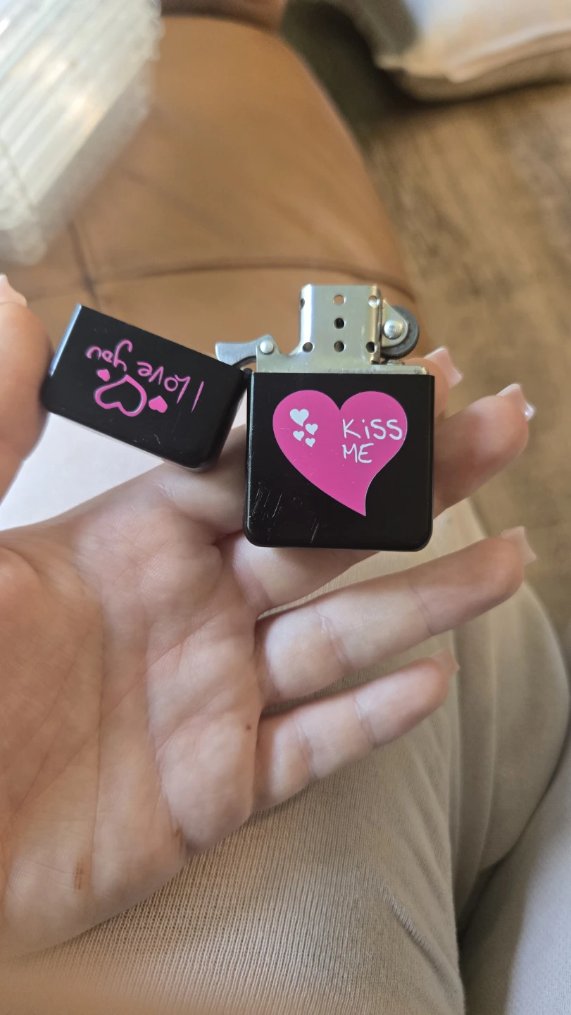 Black Lighter with Pink Heart Design - photo 3