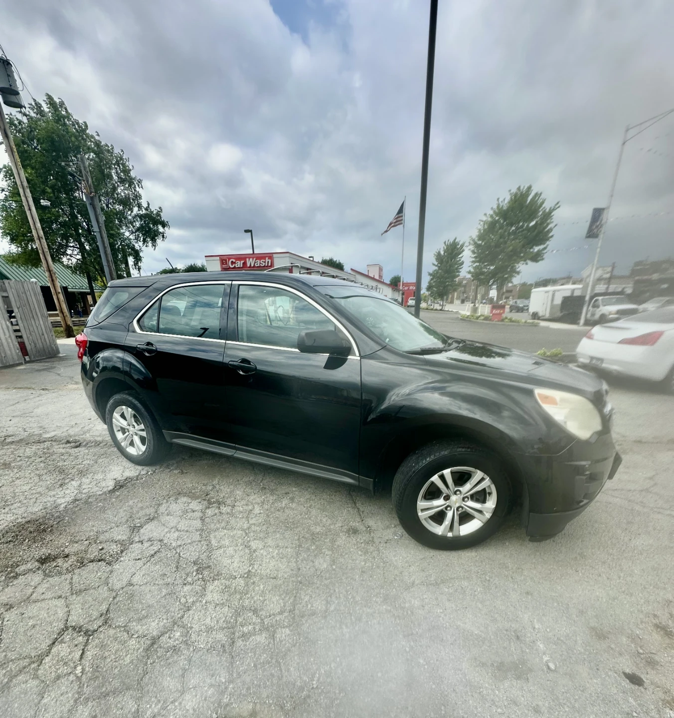 Used Black Chevrolet Equinox SUV - photo 3