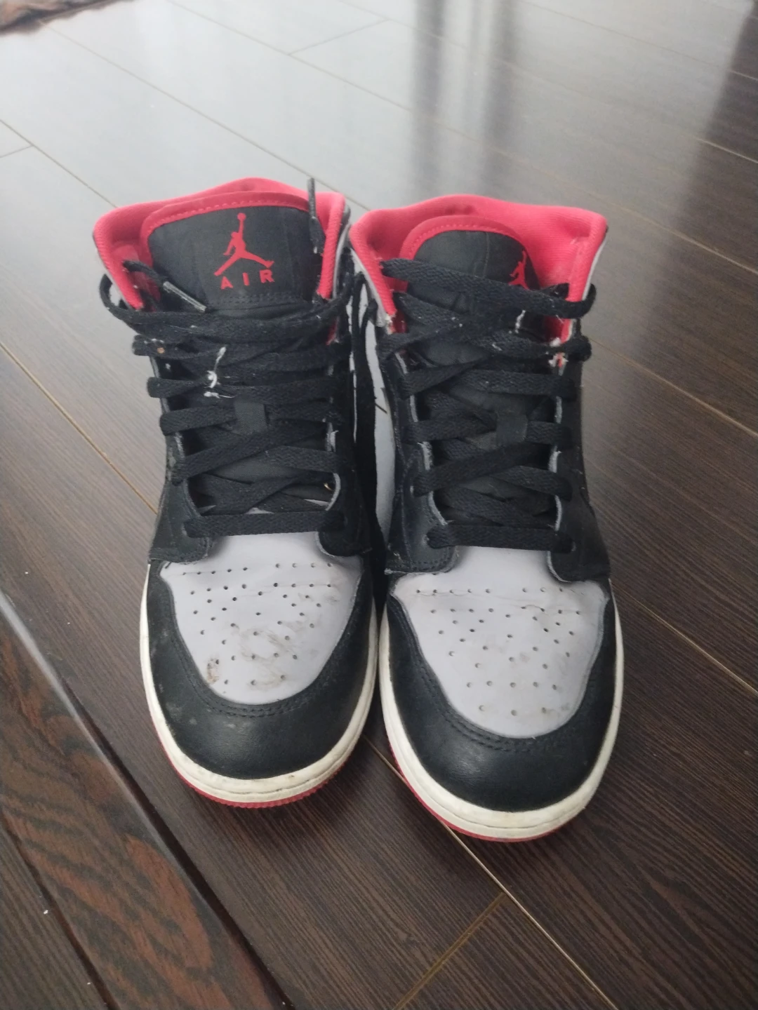 Air Jordan 1 Mid Sneakers - photo 4