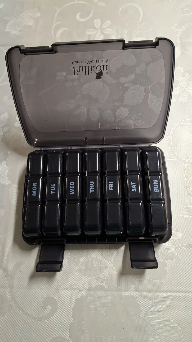 Fullicon Weekly Pill Organizer