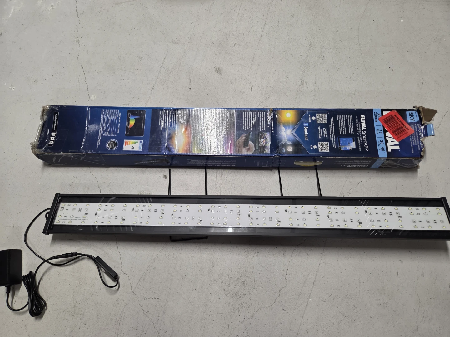 Fluval Smart App LED Aquarium Light 27" 36-48" - photo 3