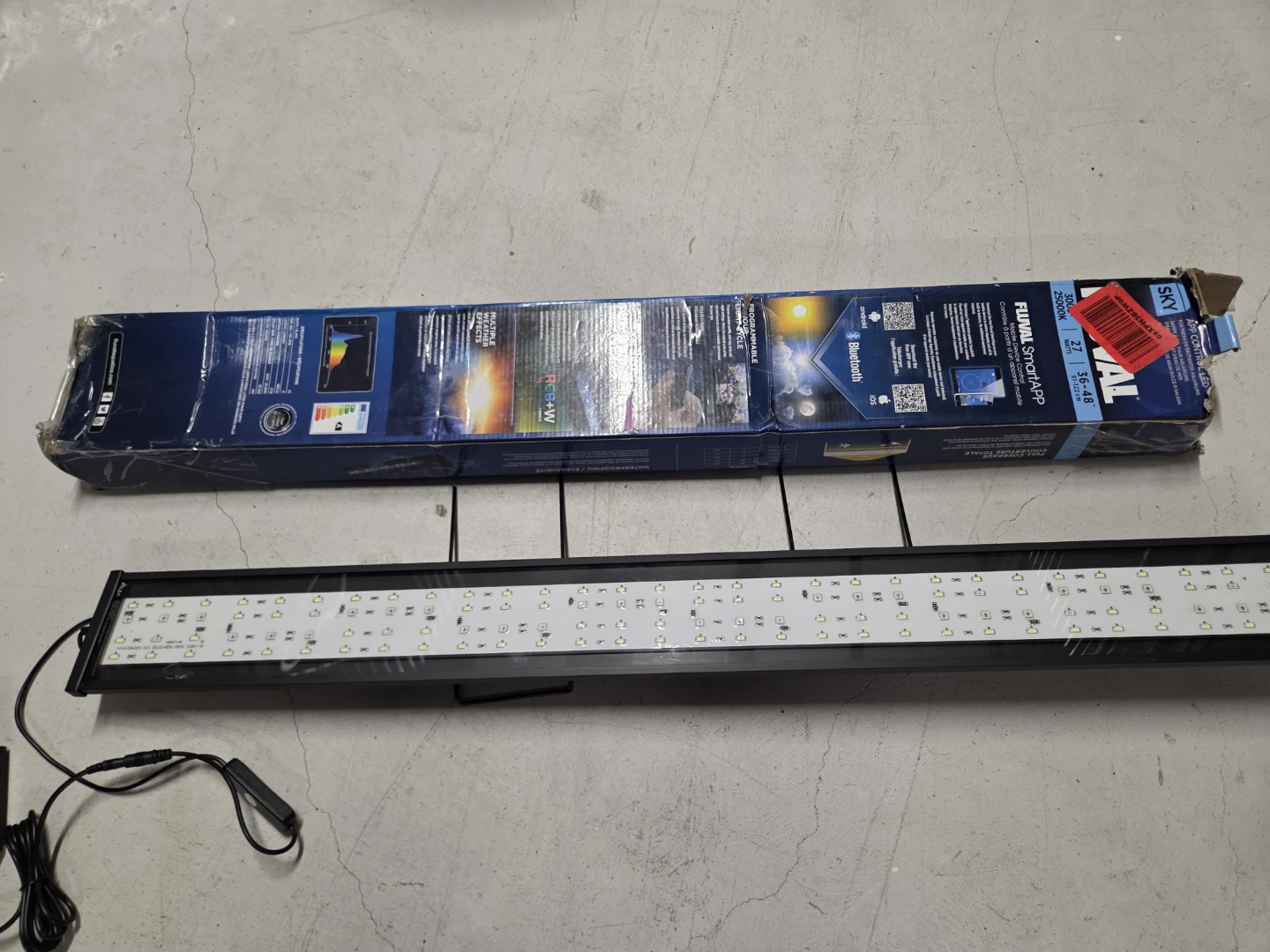 Fluval Smart App LED Aquarium Light 27" 36-48" - photo 4
