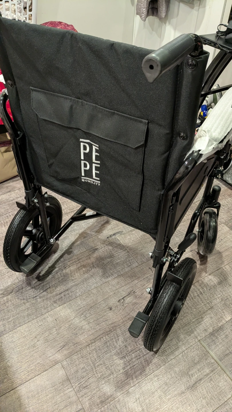 Wheel chair for elders - photo 2