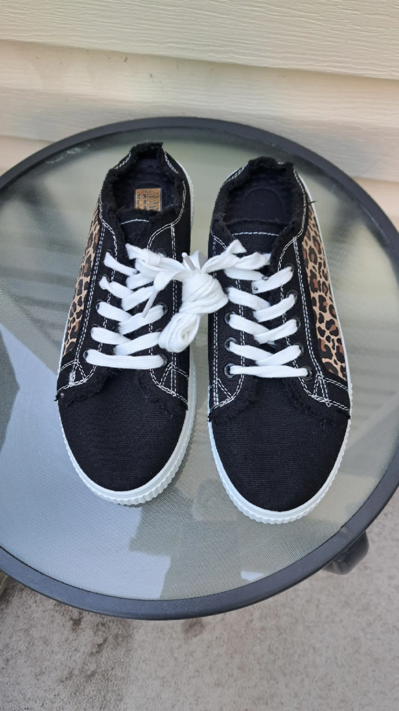New Women's Size 8 Shoes - photo 2
