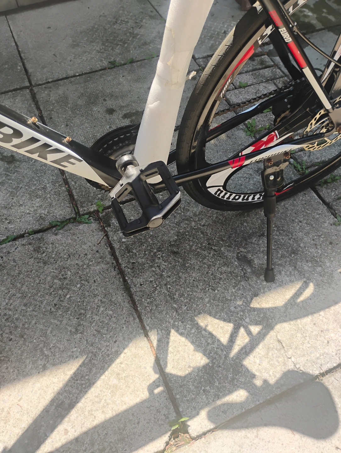 EUROBIKE Road Bike - photo 5
