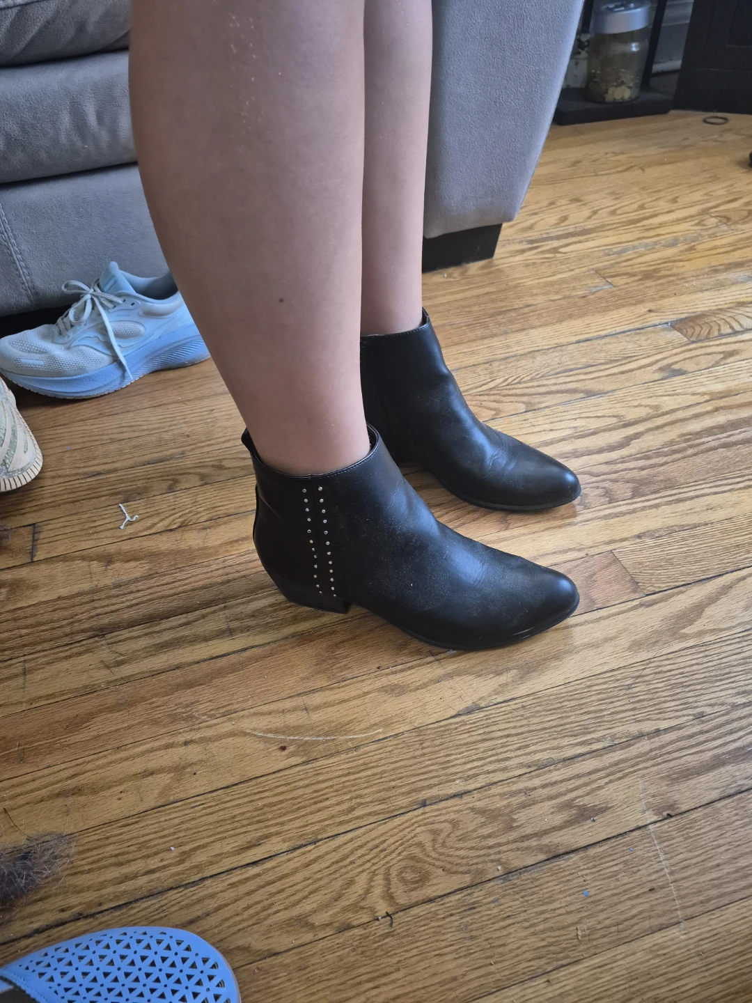 Black Ankle Boots with Studs...size 10 - photo 2