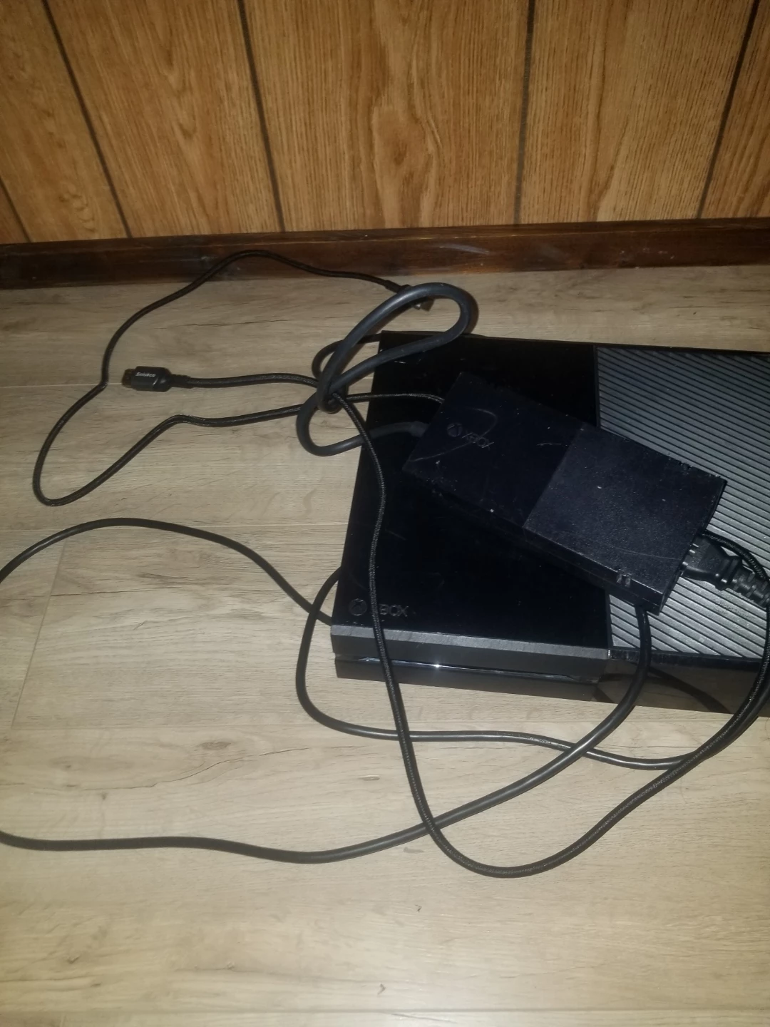 Xbox One Console with Controller - photo 4