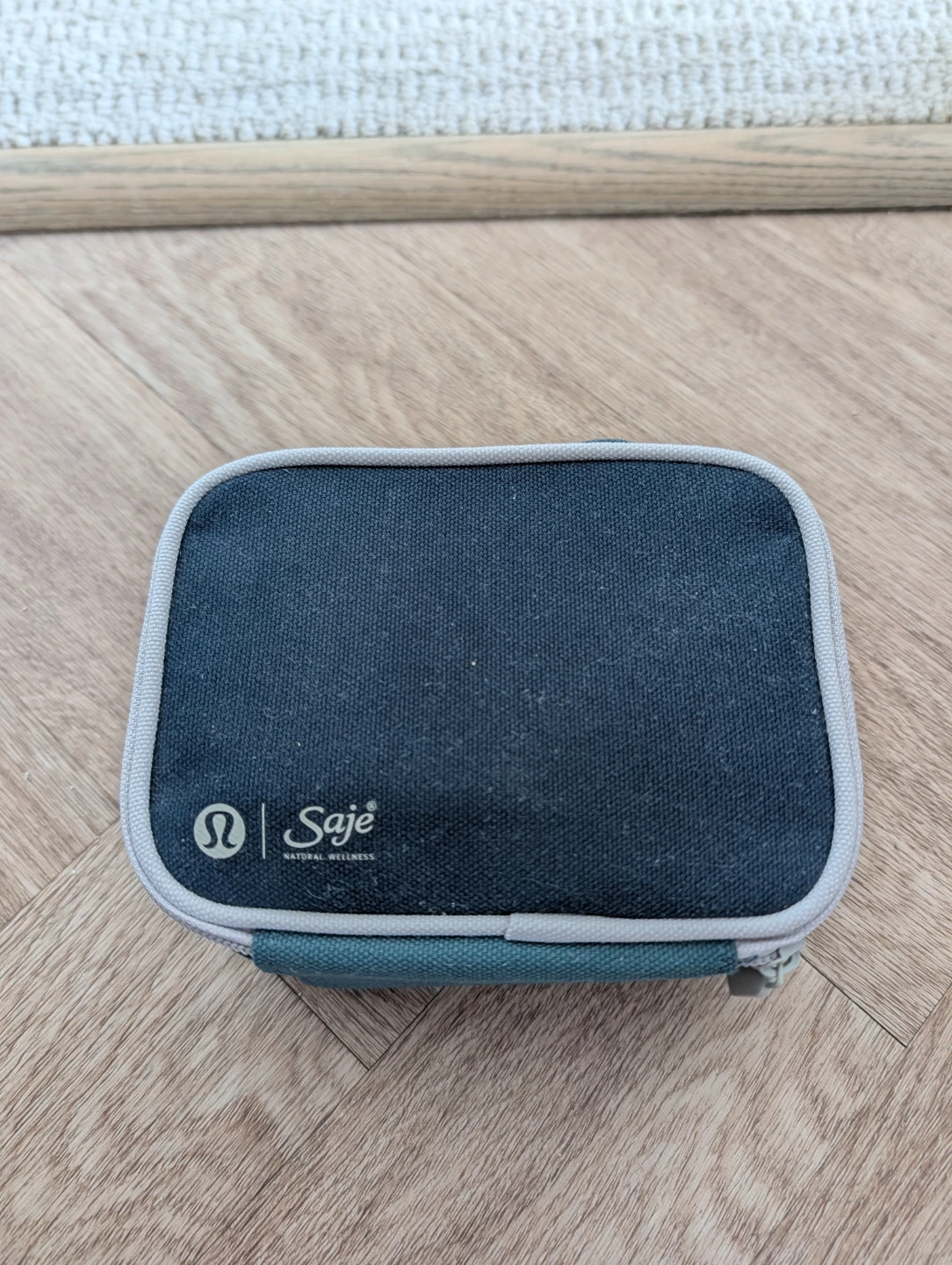 Saje Lululemon Aroma Portable Diffuser Kit - photo 4
