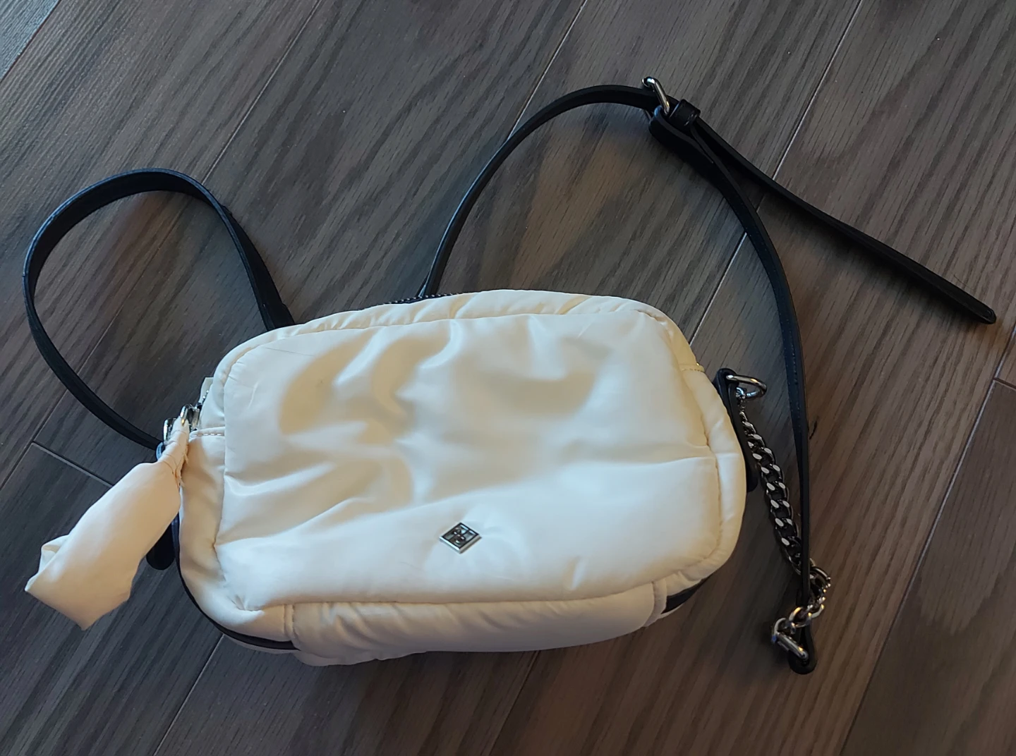 Quilted Crossbody Bag with Chain Strap - photo 3