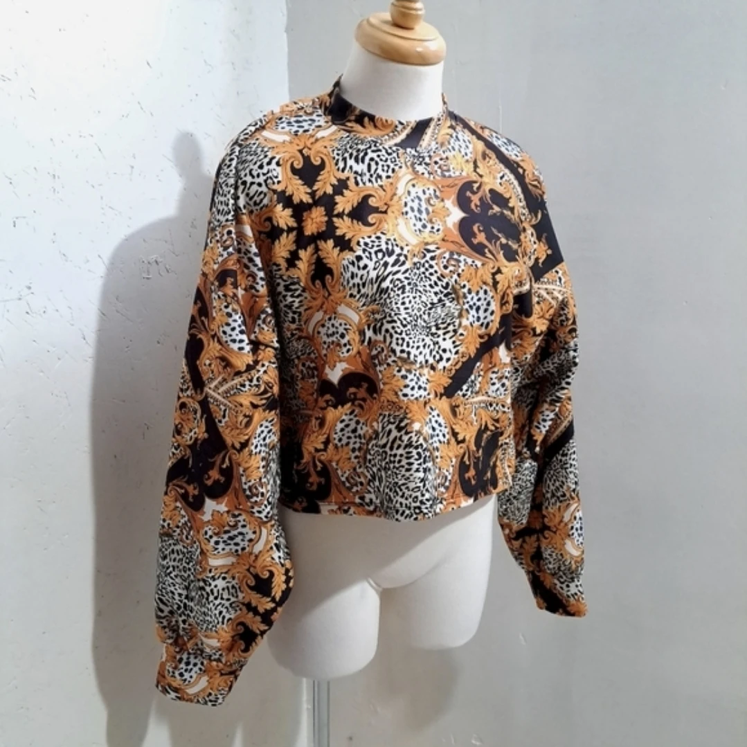 Bershka Cropped Long Sleeve Top