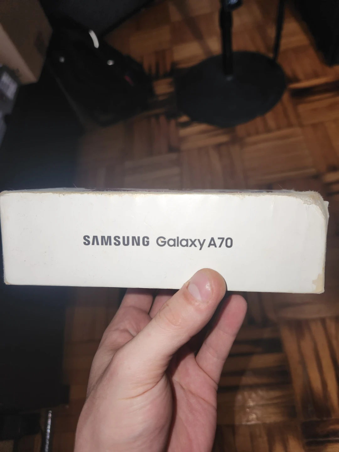 Samsung Galaxy A70 Smartphone - Black BOX ONLY - photo 2