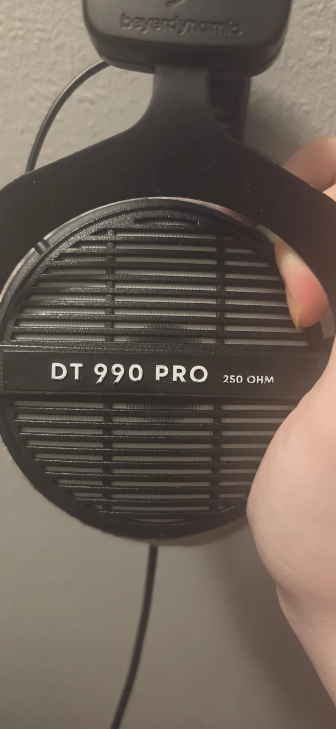 Beyerdynamic DT 990 PRO Headphones