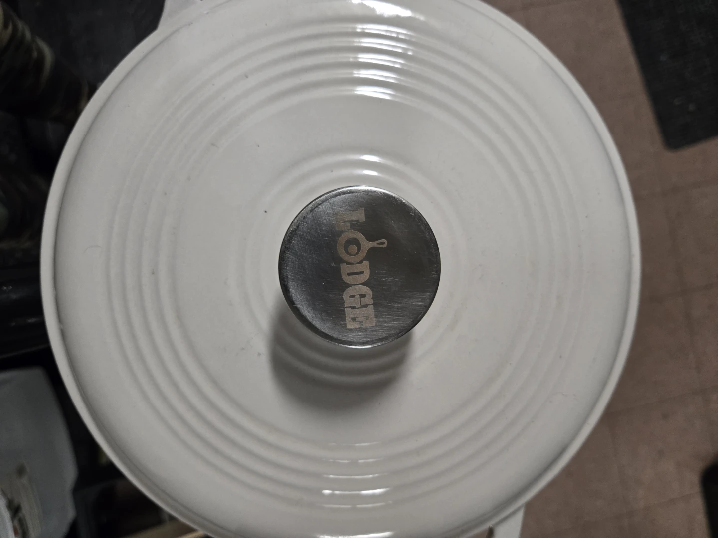 Lodge Enameled Cast Iron Dutch Oven with Lid - White Cream