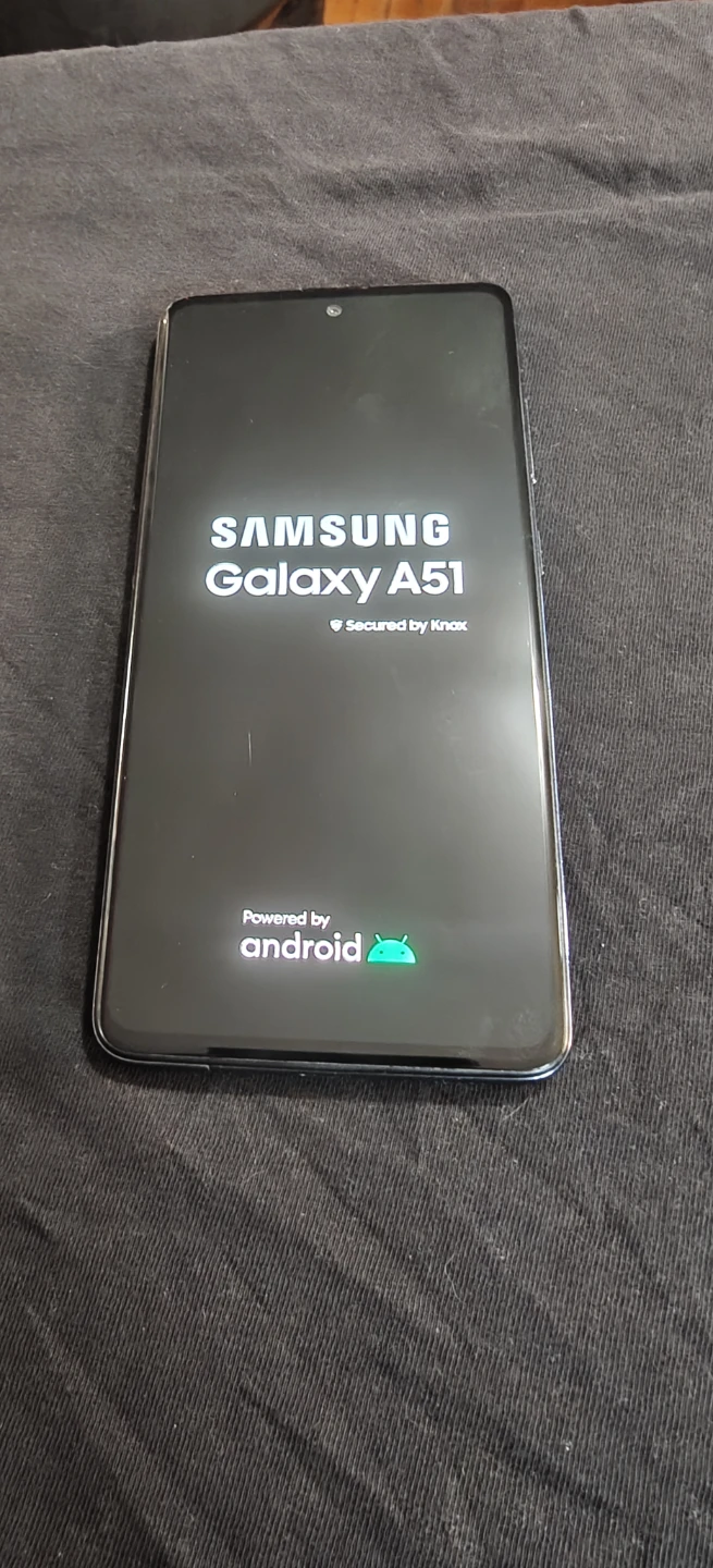 Samsung A51 / 64 Gigs / Unlocked / Mint - photo 3