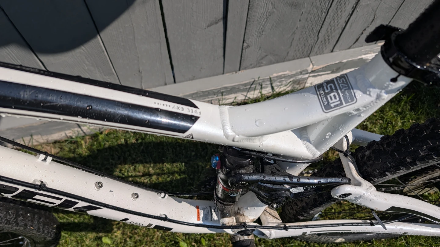 Trek Fuel EX 8 Mountain Bike - photo 4