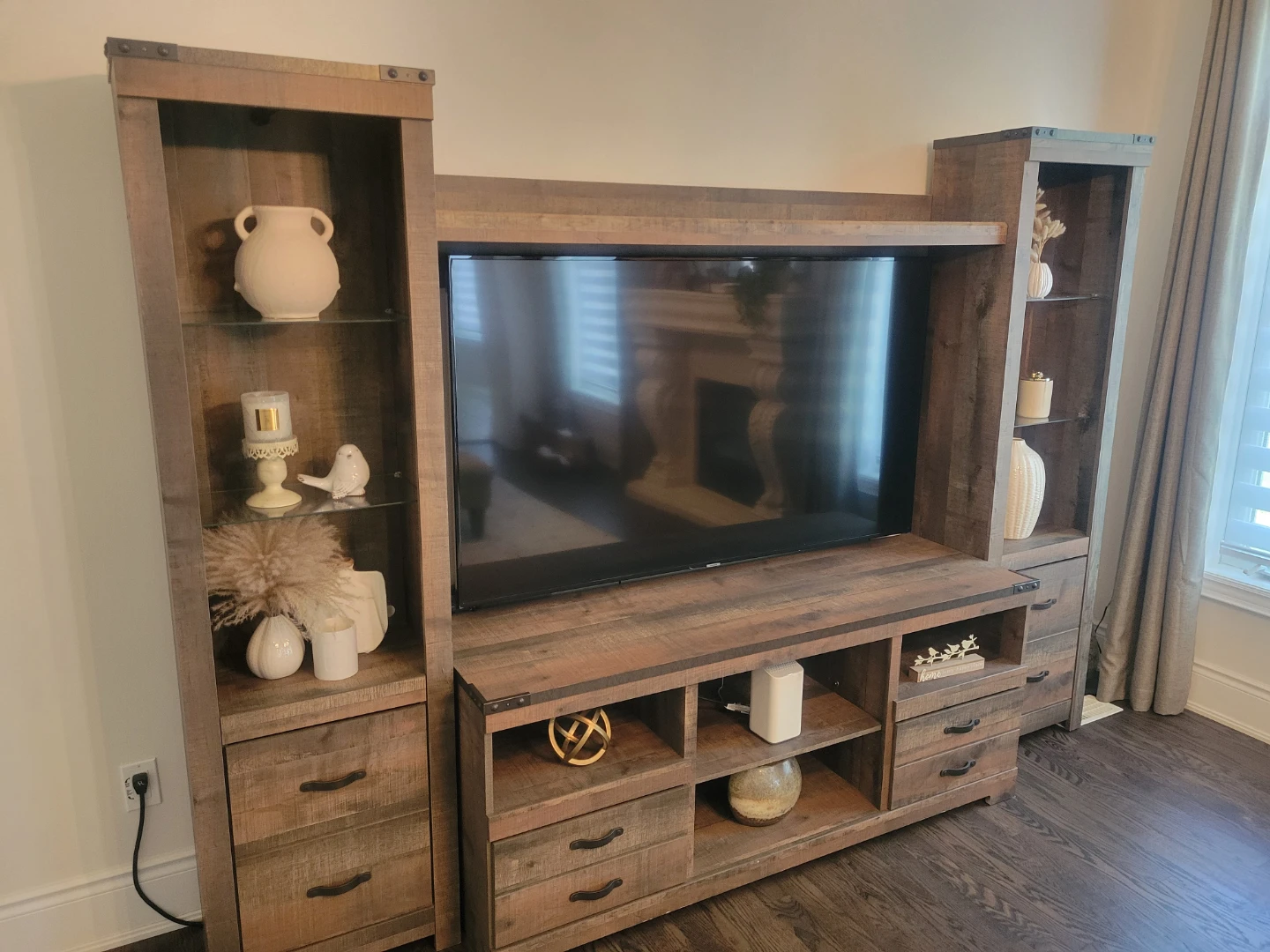 Living Room TV wall unit - photo 4