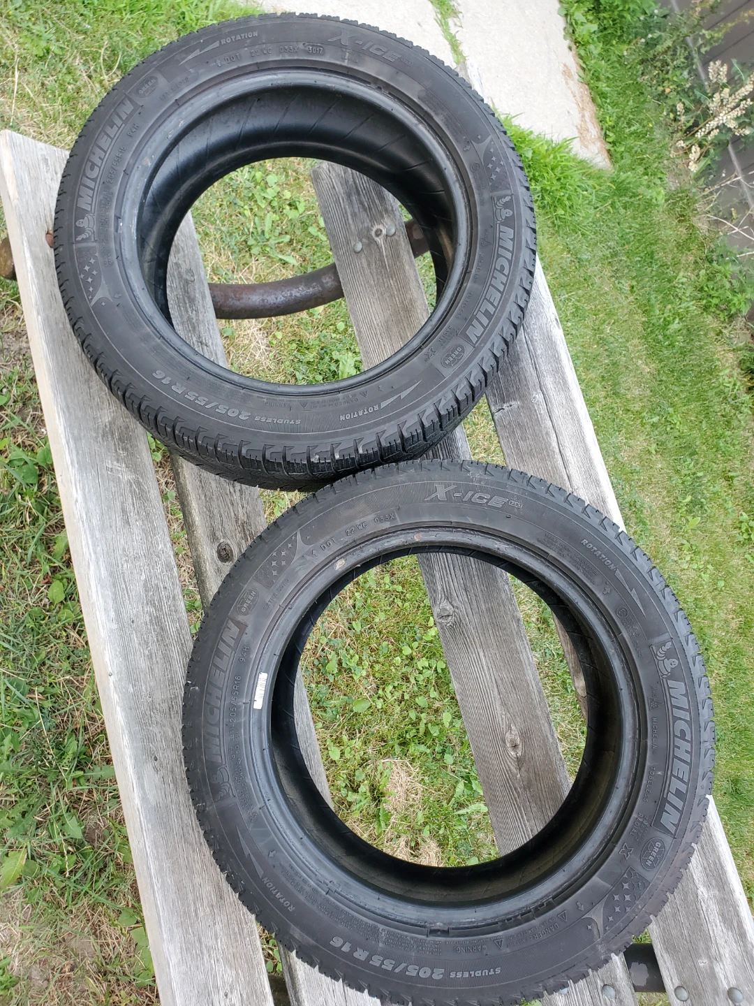 Michelin X-ice Xi3 Winter Tires (205/55R/16)  (Set of 2) - photo 2