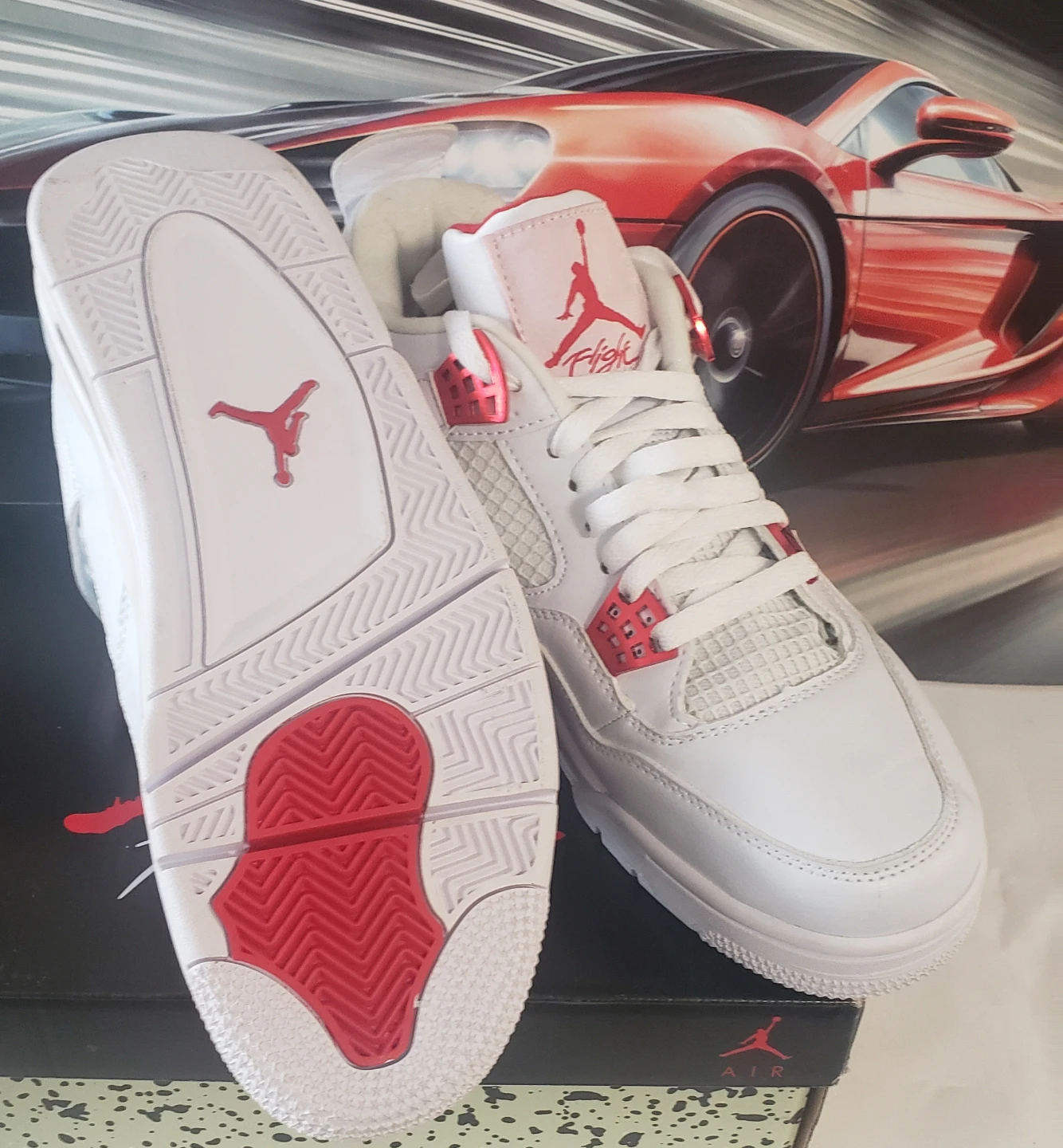 Brand new Jordan 4 Retro White Red Size 8.5 - photo 2