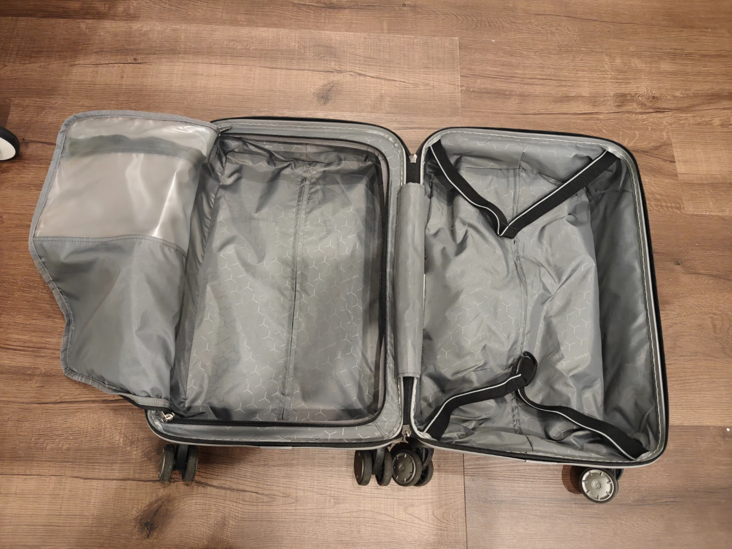 Samsonite Carry On Hardside Spinner Suitcase - photo 4