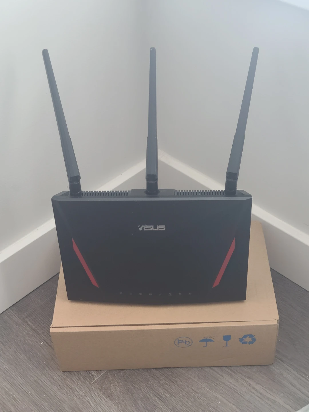 ASUS Wireless Router - photo 2