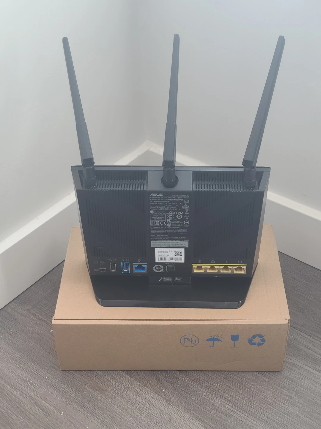 ASUS Wireless Router - photo 3