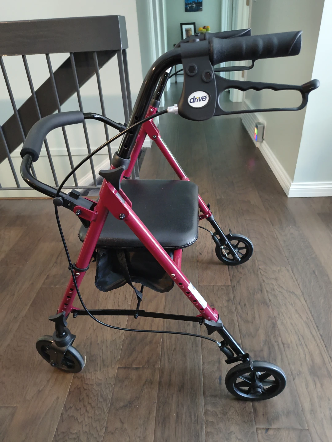 Drive Medical 4-Wheel Rollator Walker - photo 2
