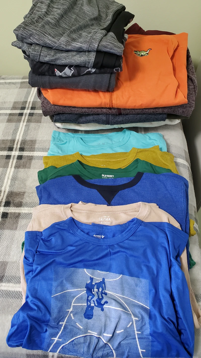 Boys bundle of clothing 14-16 years