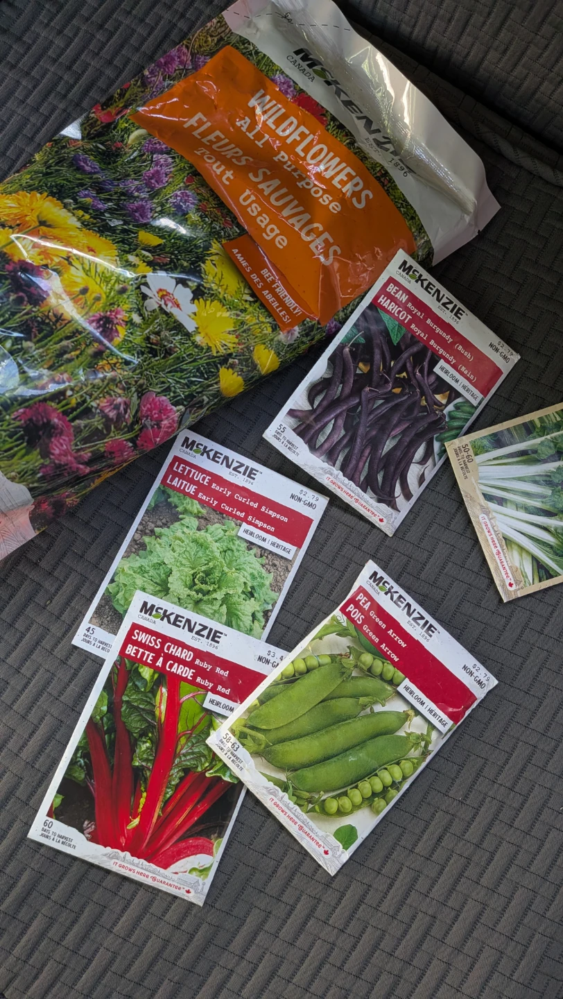 McKenzie Seed Packet Assortment & Wildflower Mix