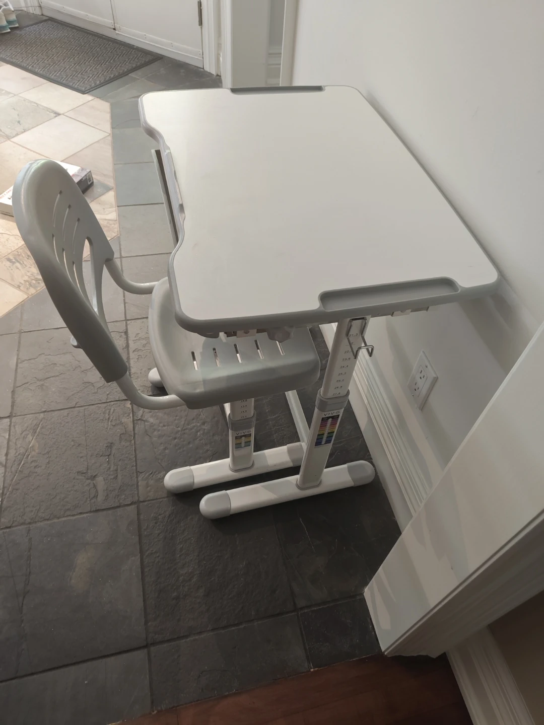 VIVO Gray Height Adjustable Childrens Desk and Chair Set - photo 3
