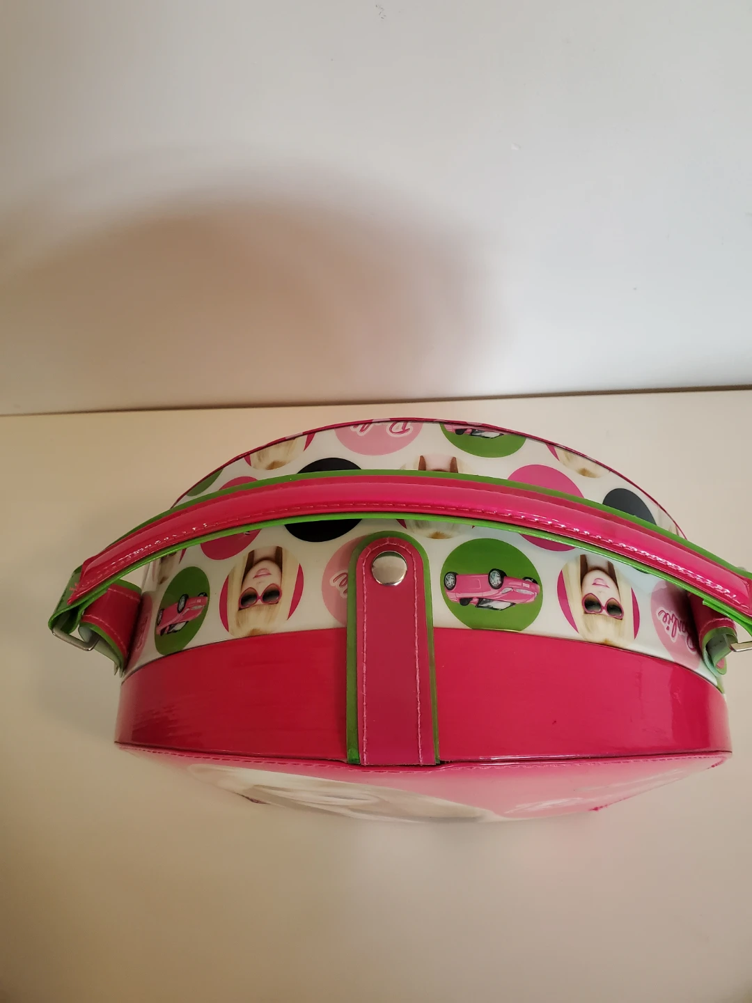 Mattel Barbie 2011 Makeup Hard Shell Case - photo 2