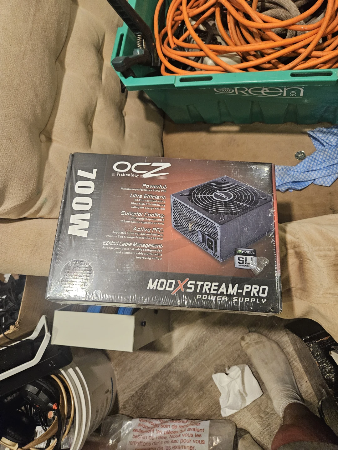 OCZ ModXStream Pro 700W Power Supply - photo 2